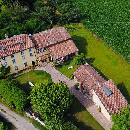 La Casa Nei Campi Villa Badia Pavese Exterior photo