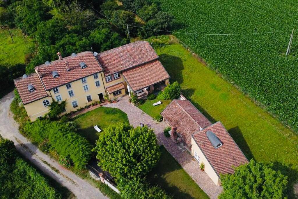 La Casa Nei Campi Villa Badia Pavese Exterior photo